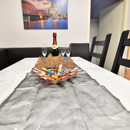 Apartment Gorgeous In Muelheim Am Wiener Platz *