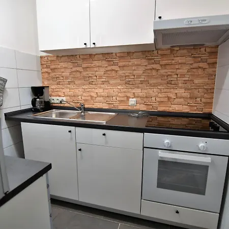 Gorgeous In Muelheim Am Wiener Platz Appartement